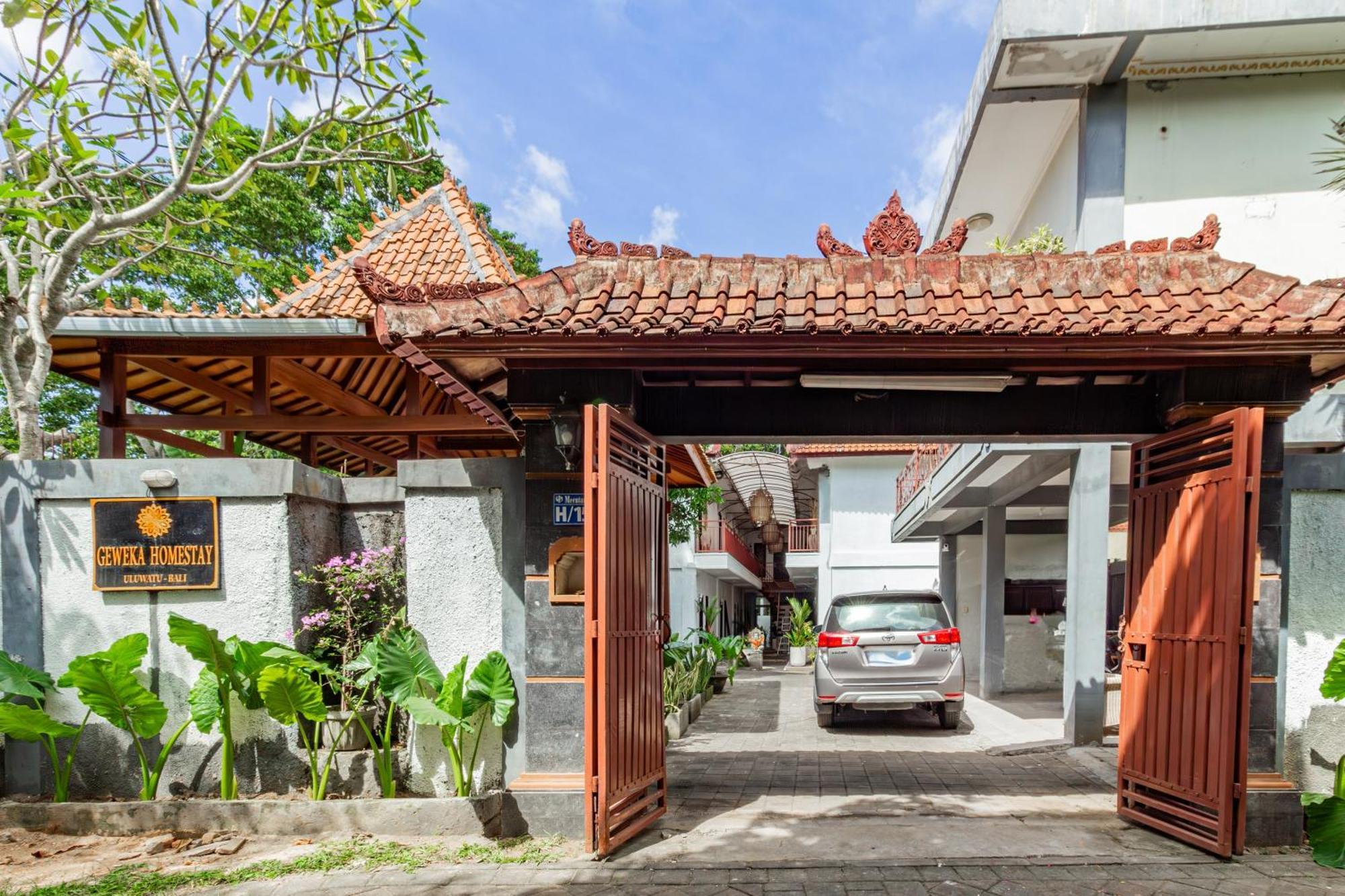 Capital O 93944 Geweka Homestay Jimbaran Exteriör bild