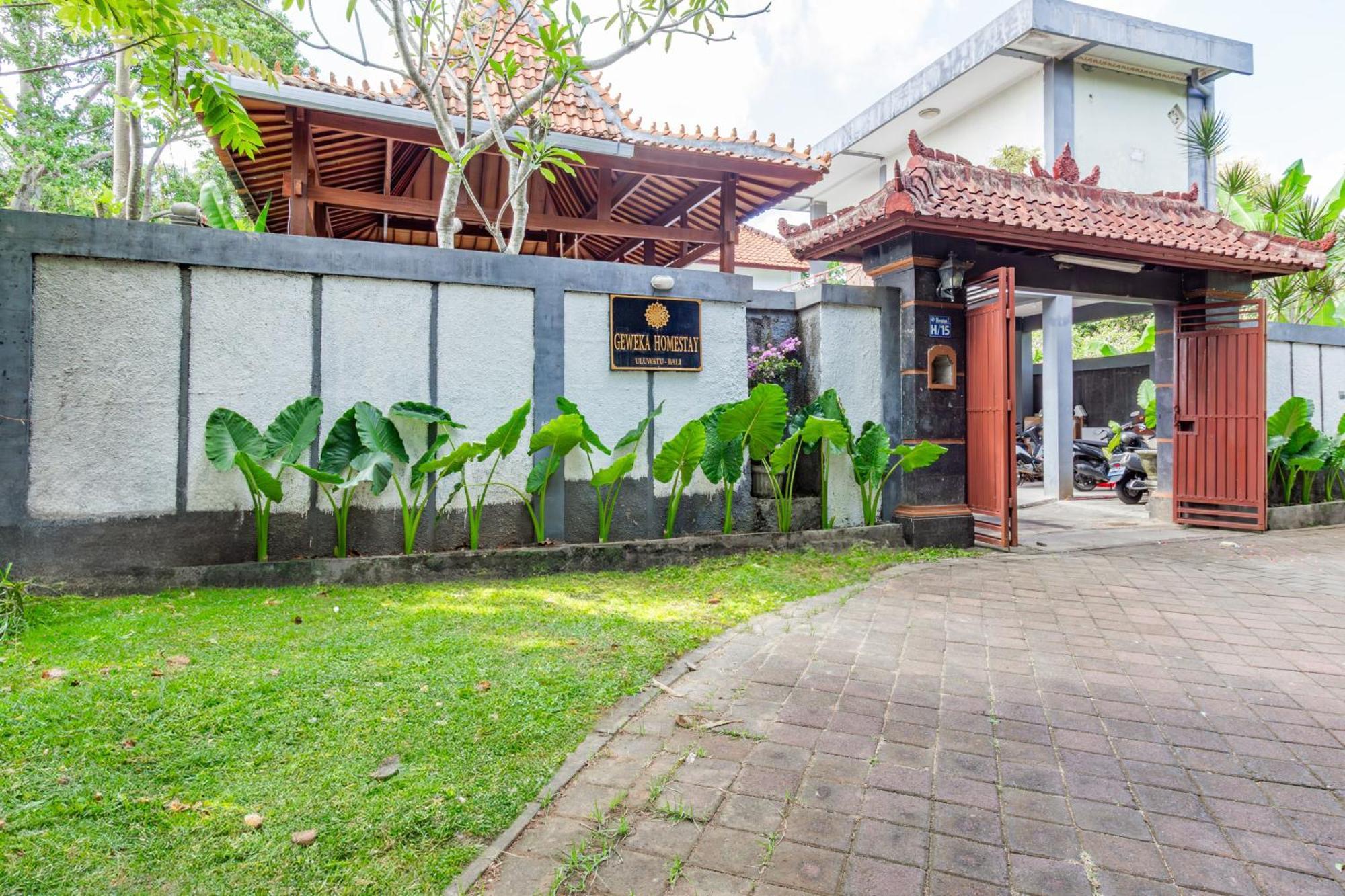 Capital O 93944 Geweka Homestay Jimbaran Exteriör bild