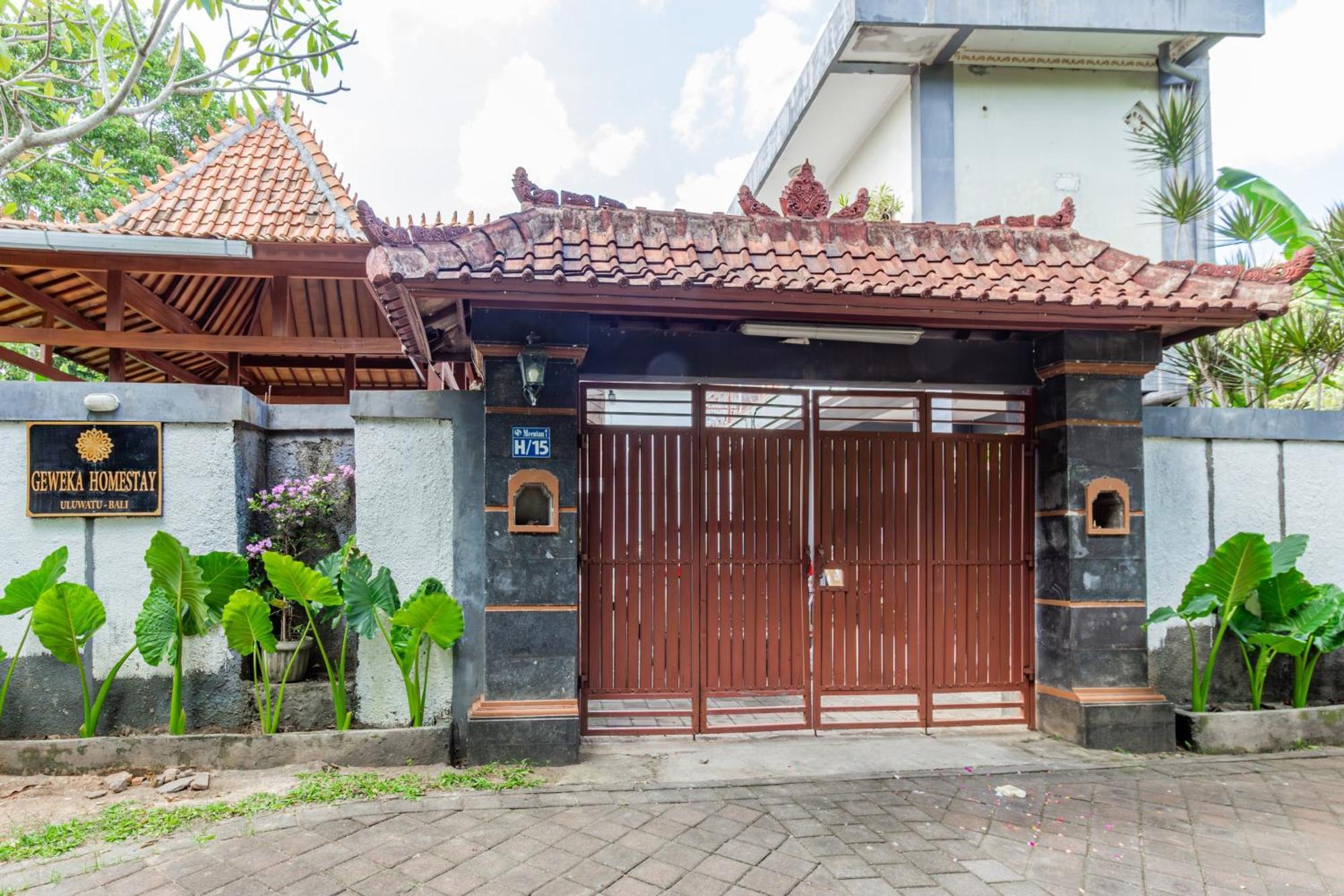 Capital O 93944 Geweka Homestay Jimbaran Exteriör bild